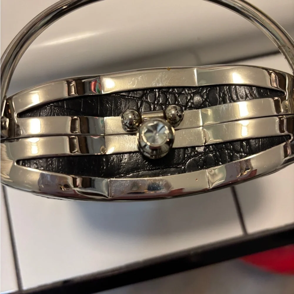 Vintage y2k Black pillbox cocktail bag with Silver Clasp 1980s style